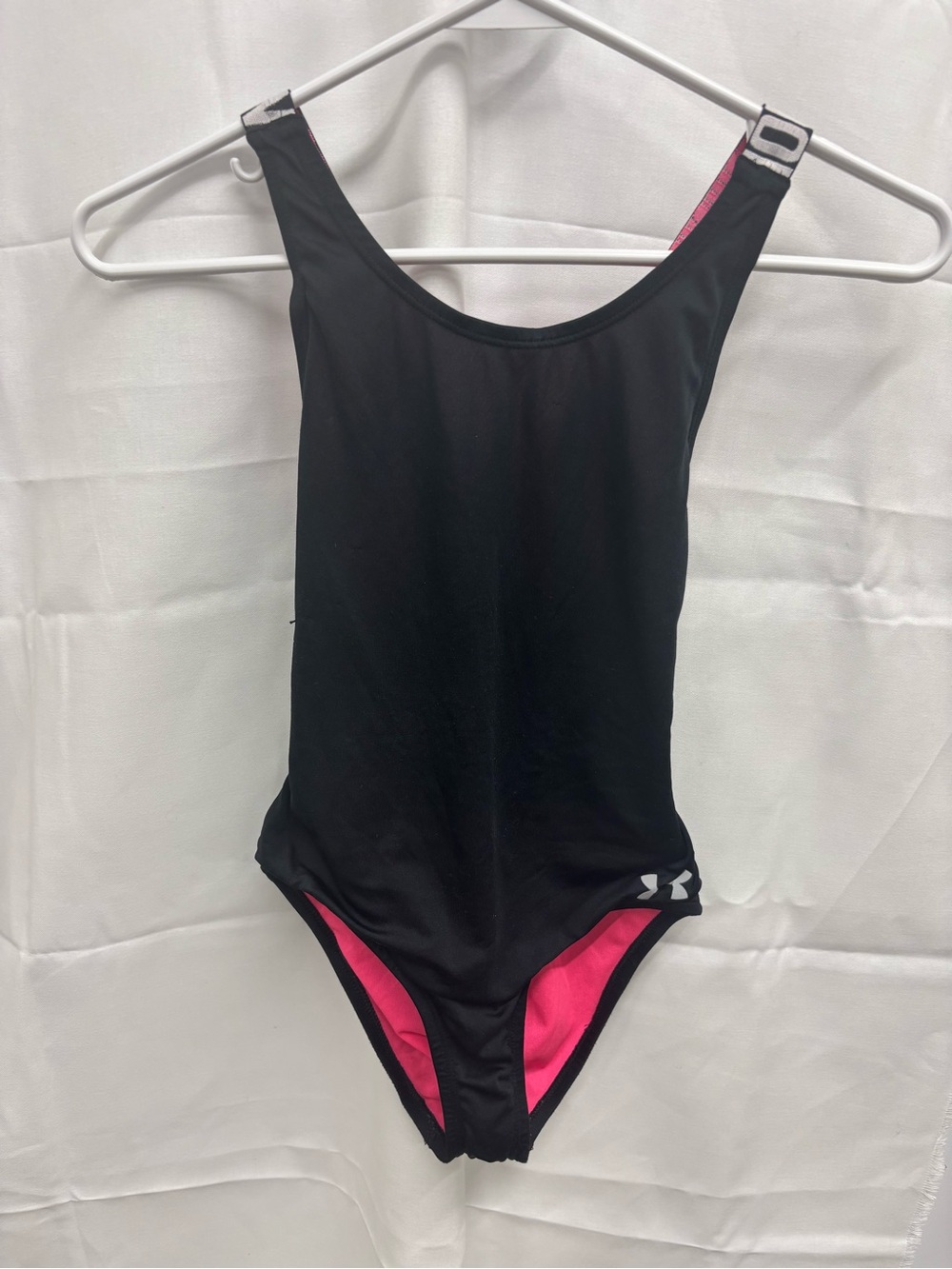 Under Armour Pink Fitted HeatGear Top